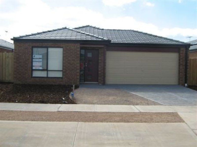 29 Phillip Dr, Wyndham Vale VIC 3024