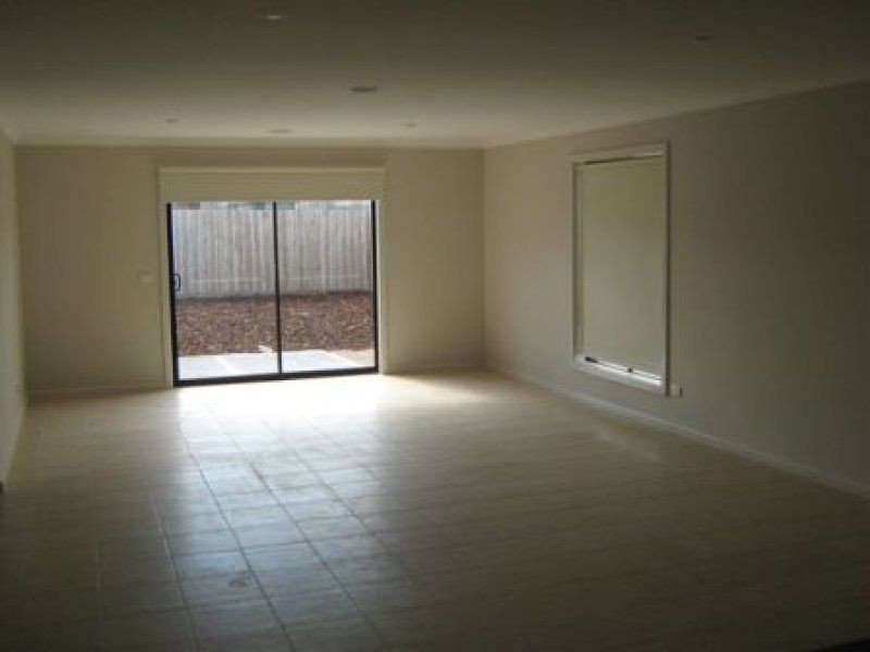 29 Phillip Dr, Wyndham Vale VIC 3024