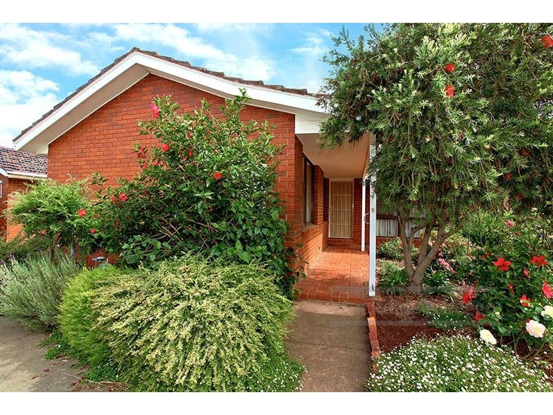 5/31-33 Deutgam St, Werribee VIC 3030