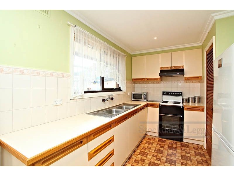 5/31-33 Deutgam St, Werribee VIC 3030