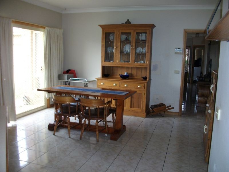 16 Bluebell Court, Hoppers Crossing VIC 3029