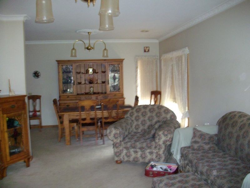 16 Bluebell Court, Hoppers Crossing VIC 3029