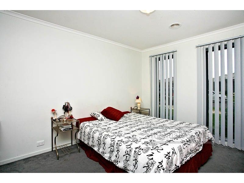 8 Hamish Drive, Tarneit VIC 3029