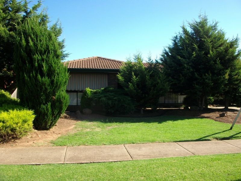 7 Kevington Street, Werribee VIC 3030