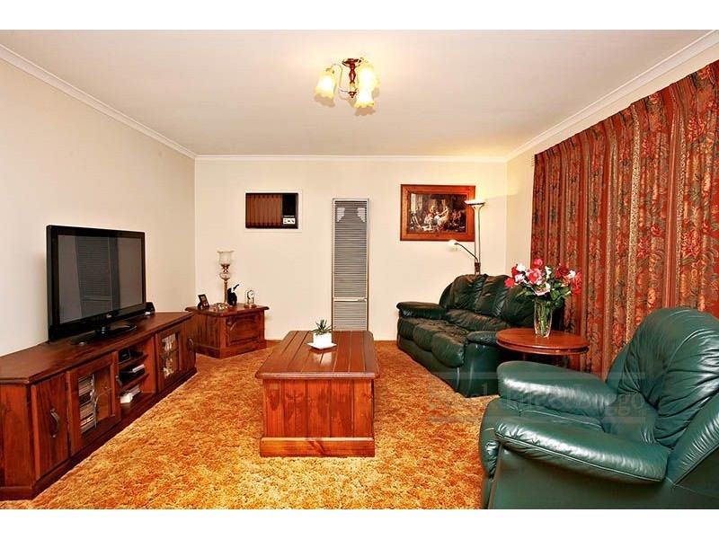 7 Kevington Street, Werribee VIC 3030