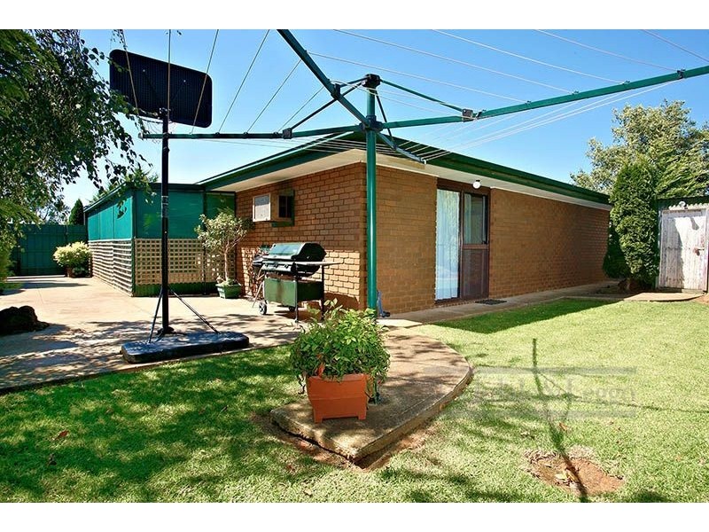 7 Kevington Street, Werribee VIC 3030