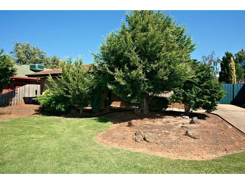 7 Kevington Street, Werribee VIC 3030