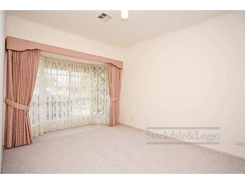6 Hilden Close, Hoppers Crossing VIC 3029