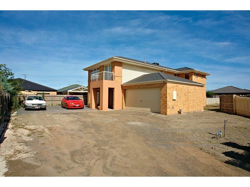 6 Red Blaze Place, Tarneit VIC 3029