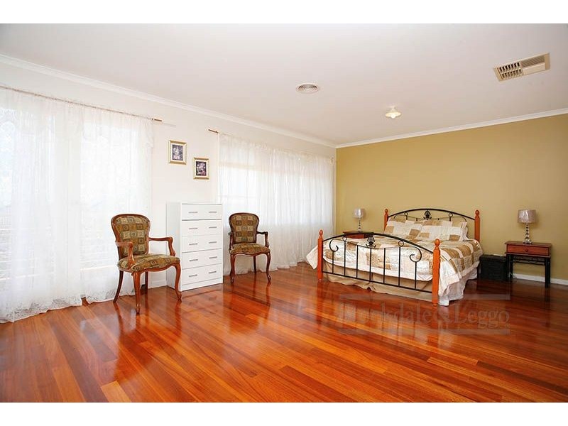 6 Red Blaze Place, Tarneit VIC 3029