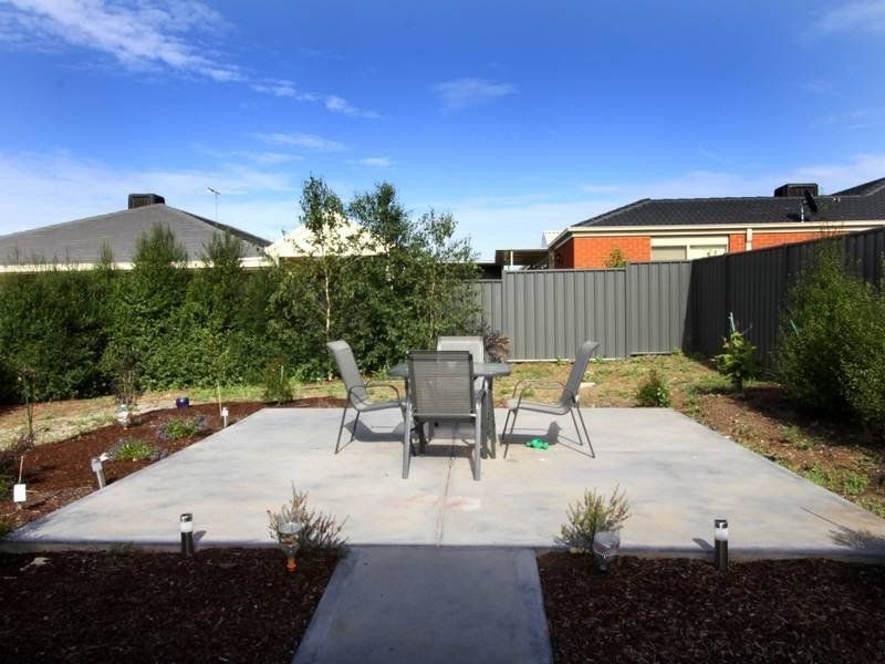22 Broadwater Street, Wyndham Vale VIC 3024