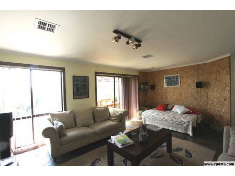 9 Bromage Close, Hoppers Crossing VIC 3029