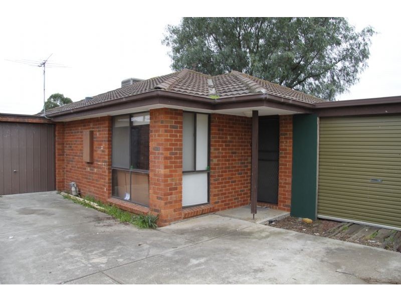 2/18 Minogue Crescent, Hoppers Crossing VIC 3029