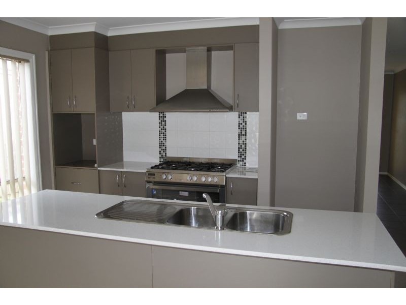 18 Gascoyne Way, Truganina VIC 3029