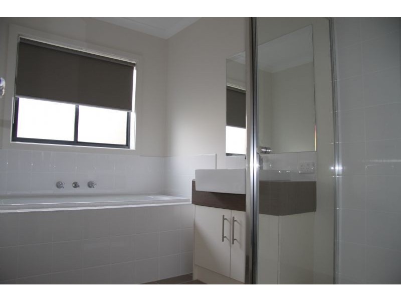 22 James Cook Drive, Truganina VIC 3029