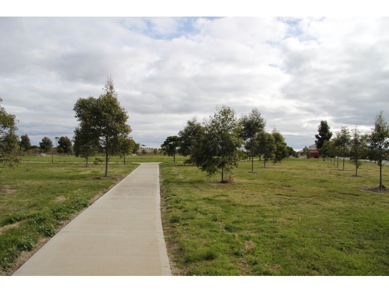 22 James Cook Drive, Truganina VIC 3029