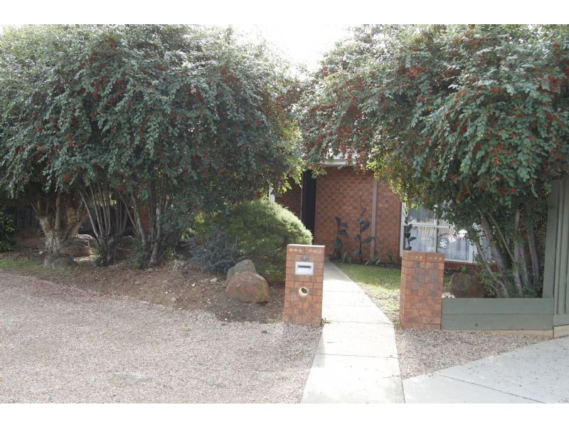 14 Grant Avenue, Werribee VIC 3030