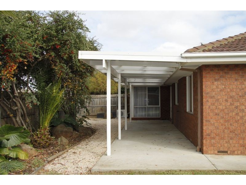 14 Grant Avenue, Werribee VIC 3030