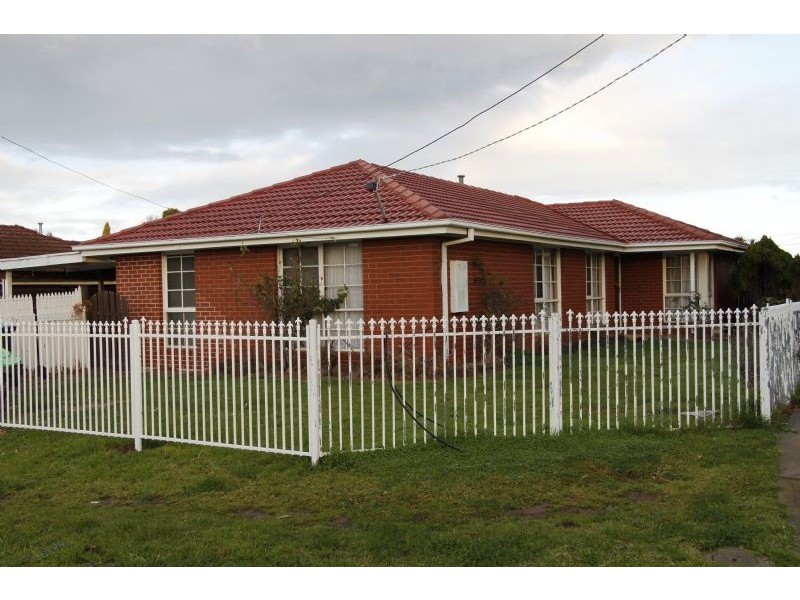 2 Bayview Avenue, Hoppers Crossing VIC 3029