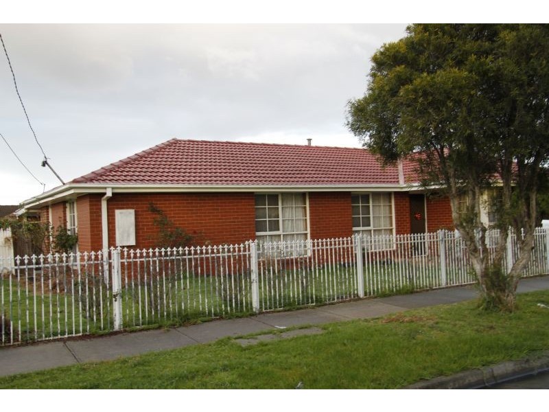 2 Bayview Avenue, Hoppers Crossing VIC 3029