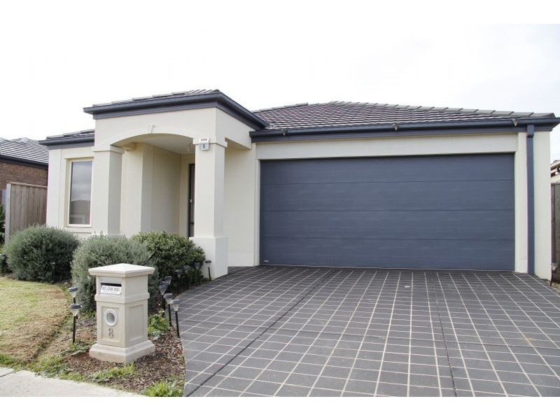 8 Giselle Grove, Tarneit VIC 3029