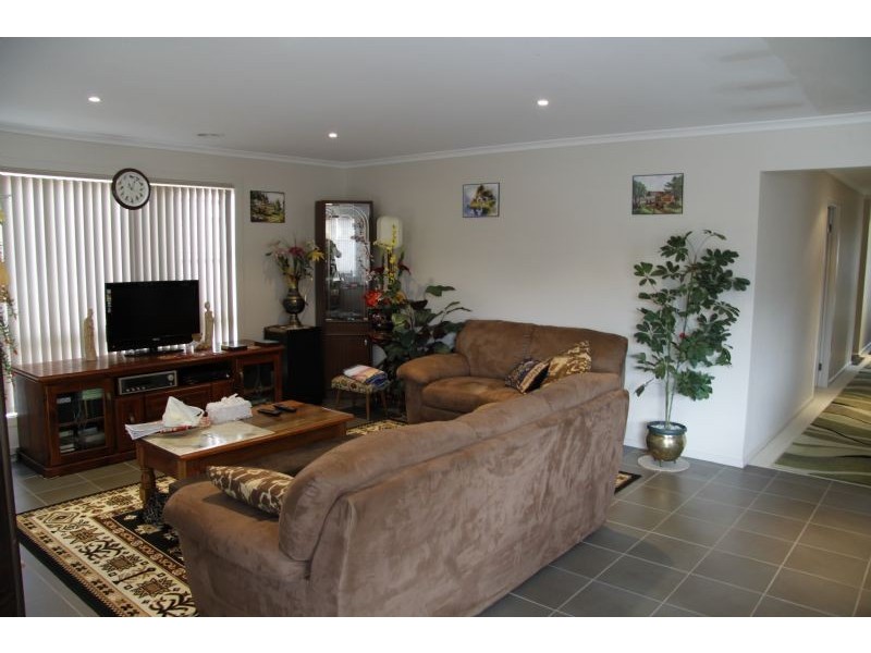 8 Giselle Grove, Tarneit VIC 3029