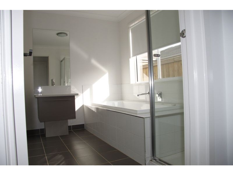 101 Isabella Way, Tarneit VIC 3029