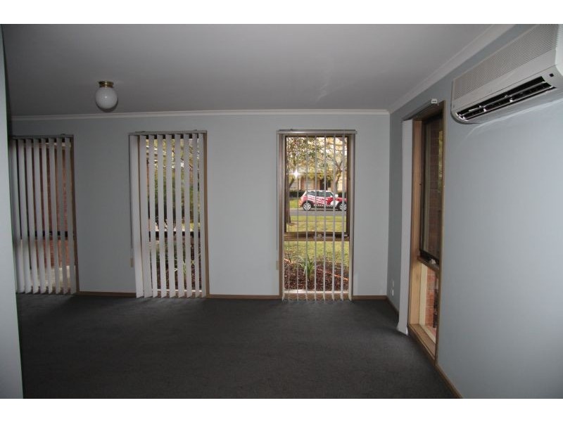 8 John Street, Werribee VIC 3030