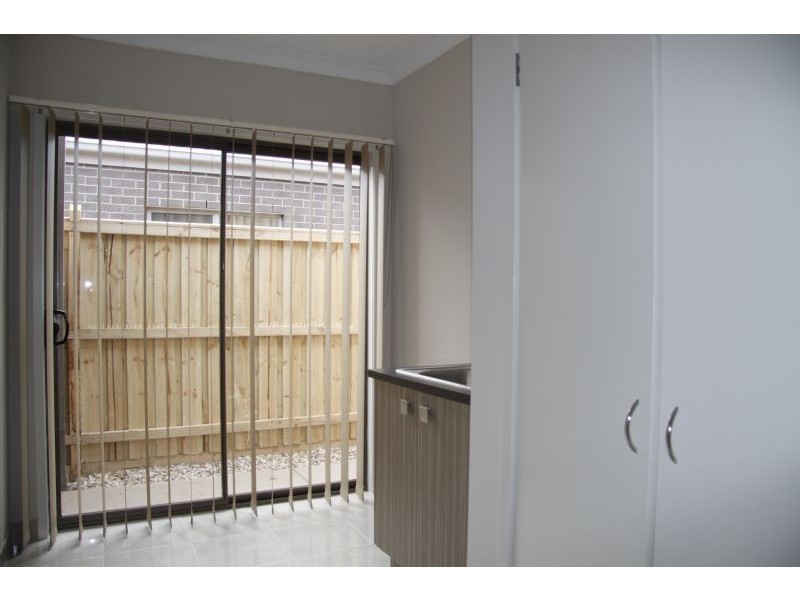 21 Berington Drive, Williams Landing VIC 3027