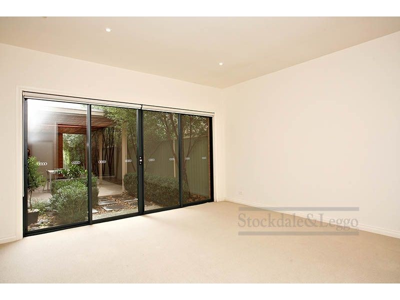 12 Portmans Lane, Point Cook VIC 3030