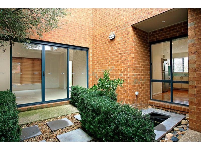 12 Portmans Lane, Point Cook VIC 3030