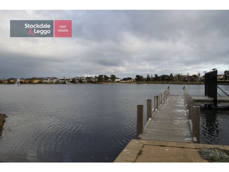 67 Signature Blvd, Sanctuary Lakes VIC 3030