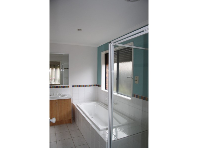 13 Boga Place, Wyndham Vale VIC 3024