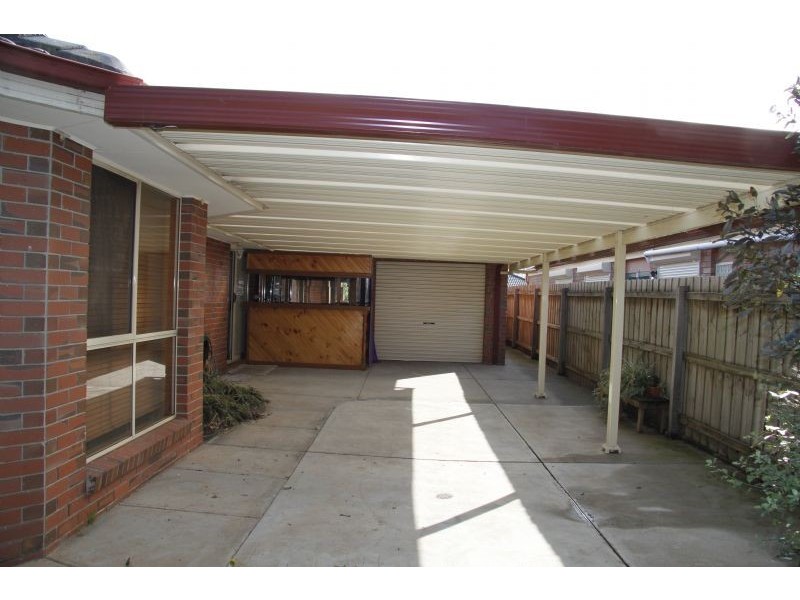 8 Millstream Avenue, Point Cook VIC 3030