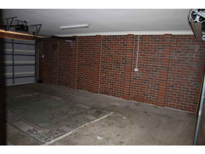 8 Millstream Avenue, Point Cook VIC 3030