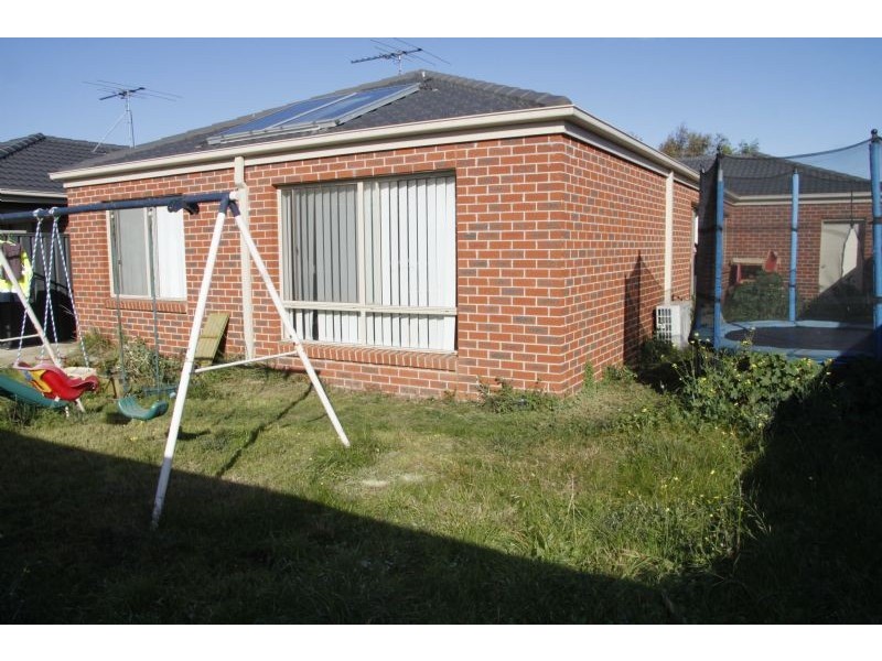 33 Rockygate Drive, Truganina VIC 3029