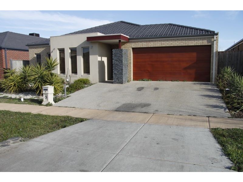 6 Blue Wren Drive, Williams Landing VIC 3027