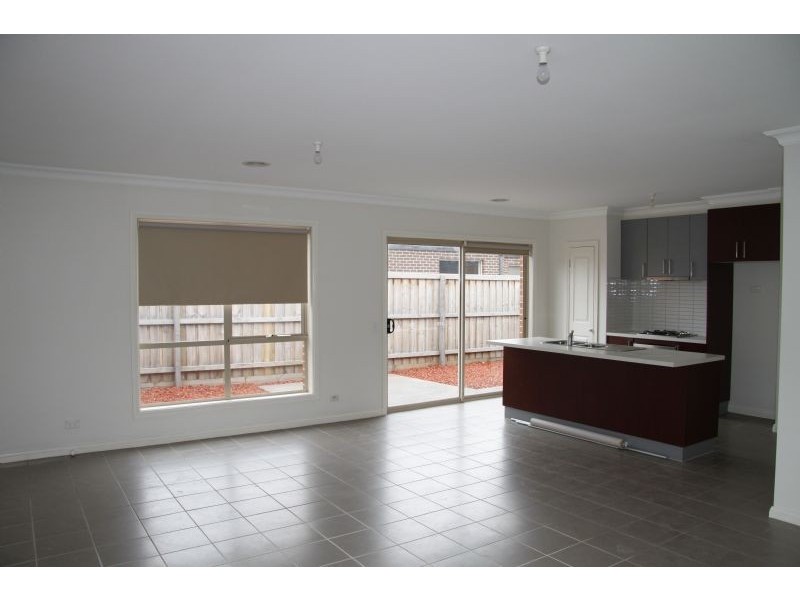 3/2 Bunya Place, Werribee VIC 3030