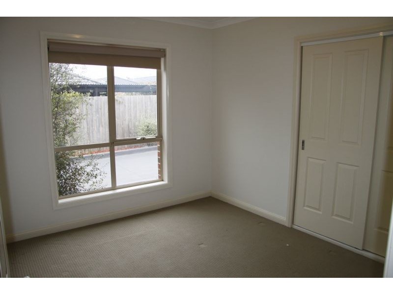3/2 Bunya Place, Werribee VIC 3030