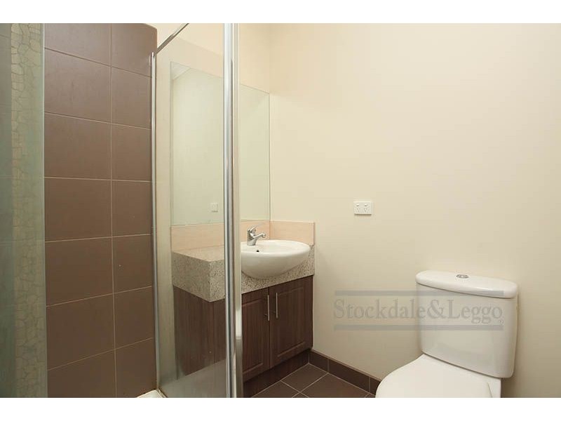12 Hilderbrand Av, Williams Landing VIC 3027