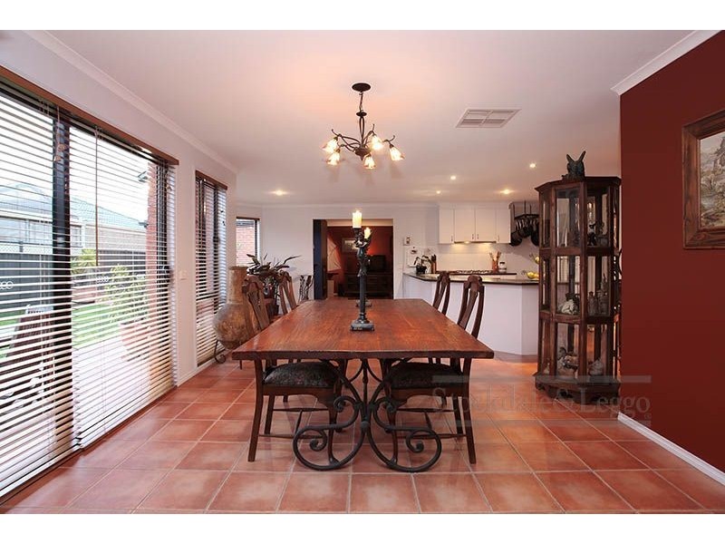 21 Trapani Avenue, Point Cook VIC 3030