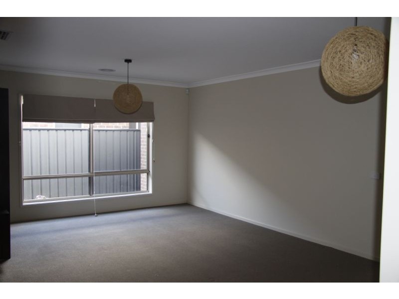 49 Brownlow Drive, Point Cook VIC 3030
