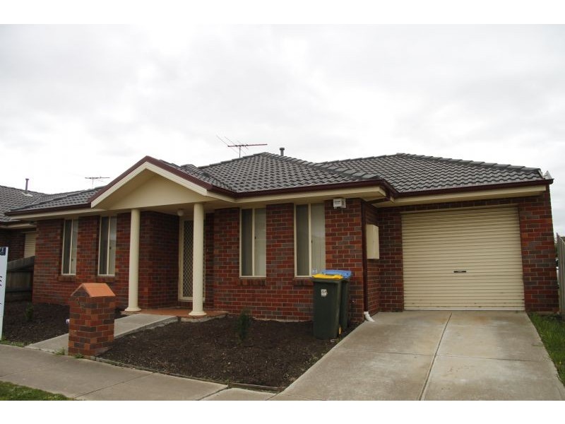 2B Cooper Street, Hoppers Crossing VIC 3029