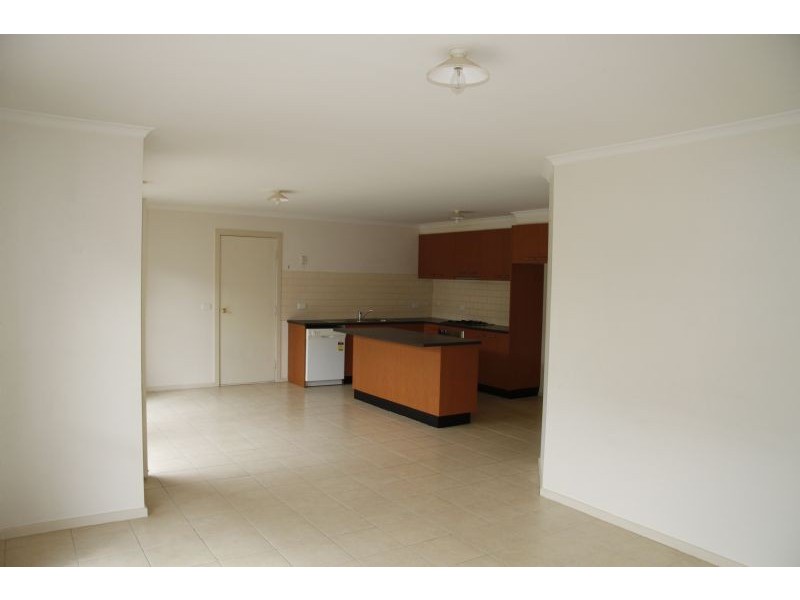 2B Cooper Street, Hoppers Crossing VIC 3029