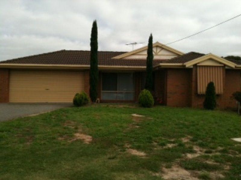 9 Greenshank Court, Werribee VIC 3030