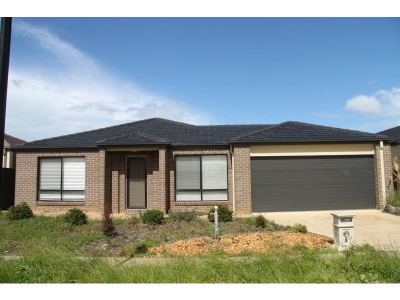 5 Jourama Road, Truganina VIC 3029