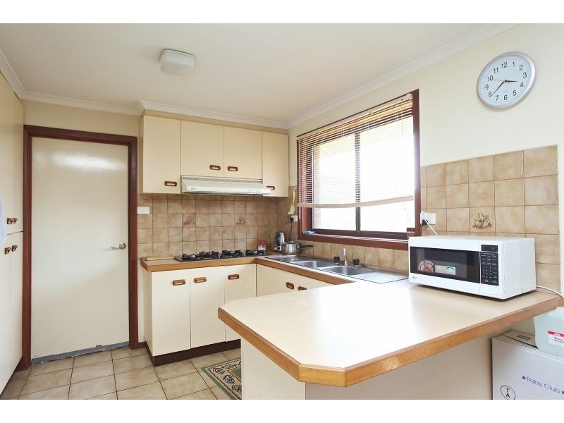 1/6 Pitta Close, Werribee VIC 3030