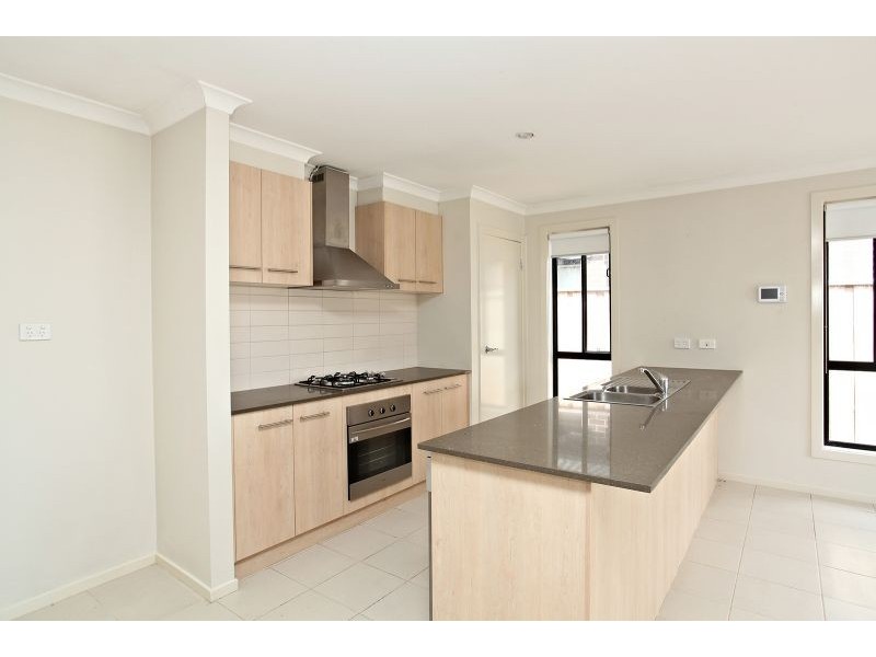 21 Gungurra Grove, Wyndham Vale VIC 3024