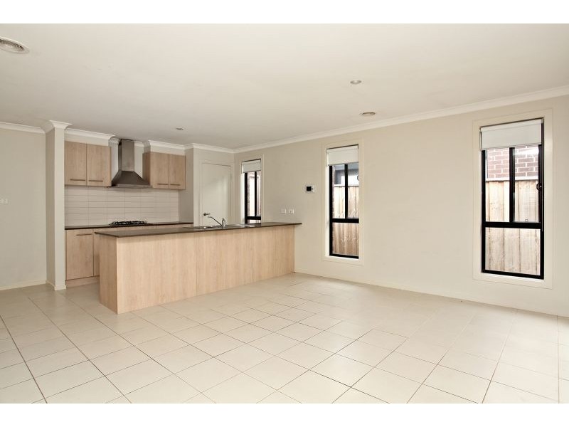 21 Gungurra Grove, Wyndham Vale VIC 3024