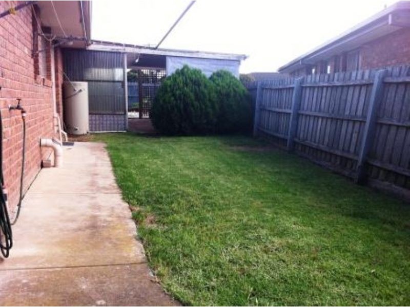 16 Argyle Crescent, Werribee VIC 3030
